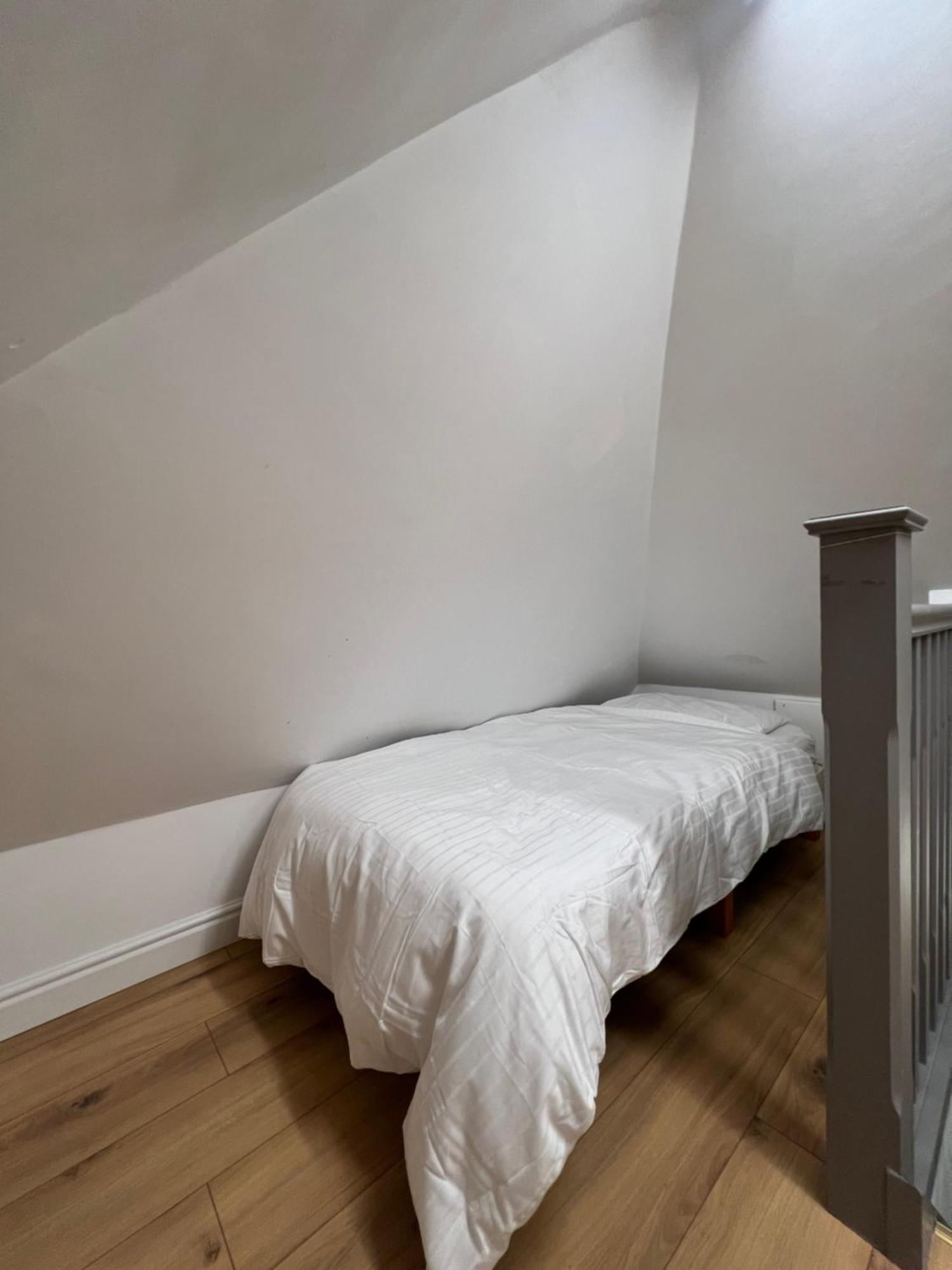 Lovely Home In Kimmage, Dublin Eksteriør bilde